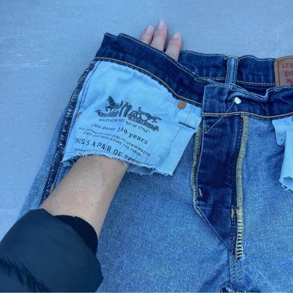 LEVI’S 511 Denim Jean - Picture 5 of 6